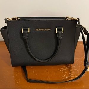 Michael kors purse